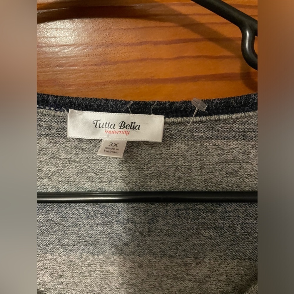 Tutta Bella Maternity Plus Size Top *make offers* - Picture 7 of 8